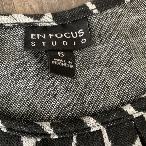 Enfocus Studio Animal Print Ruffle Collar Dress - Picture 5 of 14